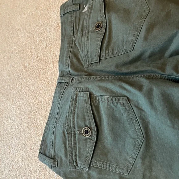 Eddie Bauer lined  Olive Chinos with Red Plaid flannel lining - Picture 9 of 15